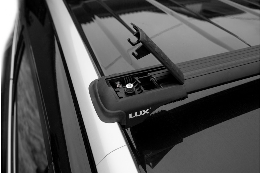 Багажник на рейлинги Lux Хантер L52-R (черный)  - изображение 9